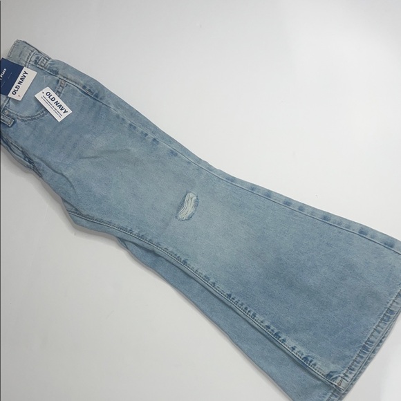Old Navy Women's Denim Flare Jeans - Picture 3 of 10